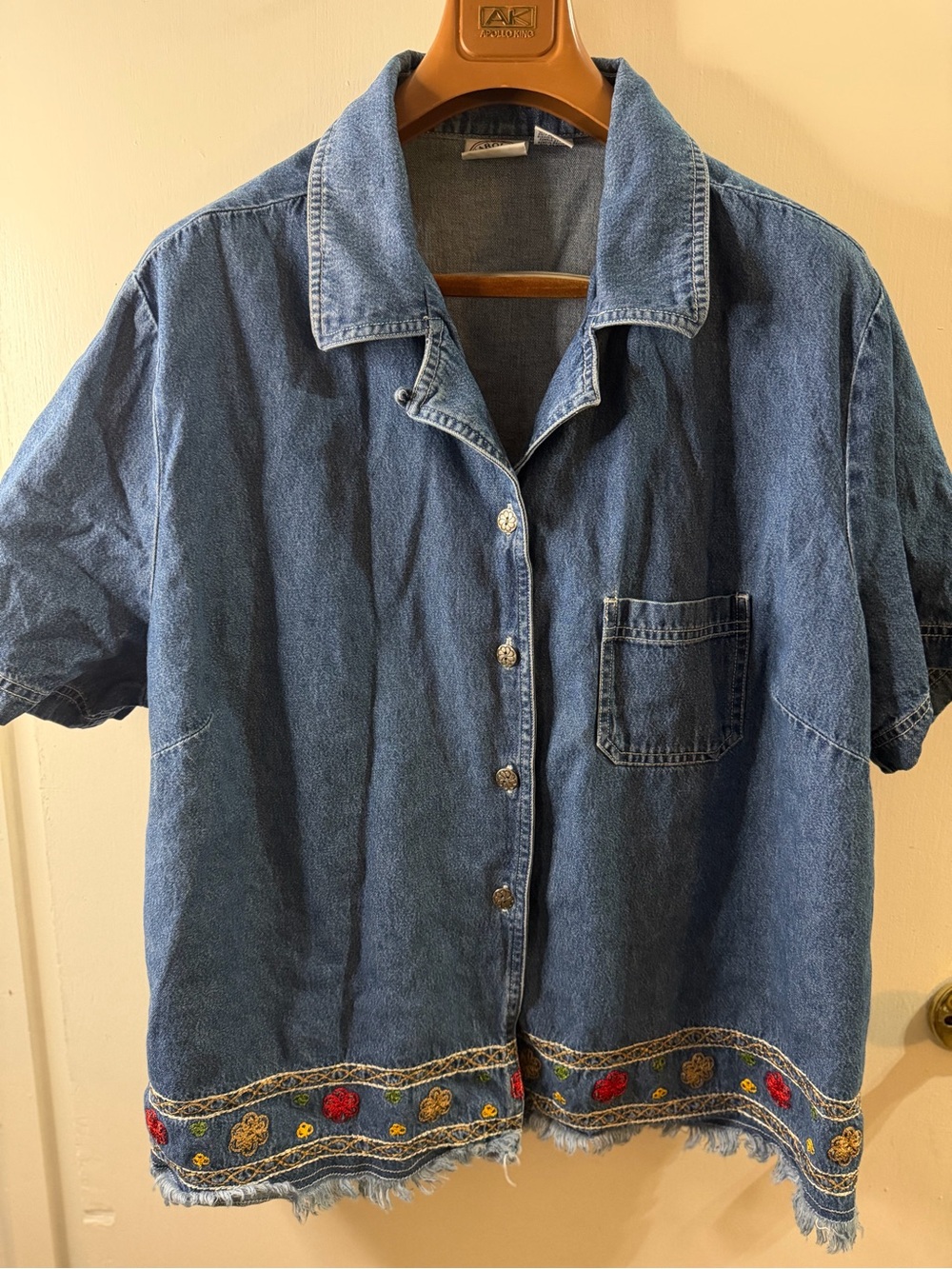 VTG 90s Denim Button-Up Shirt with Embroidered Hem